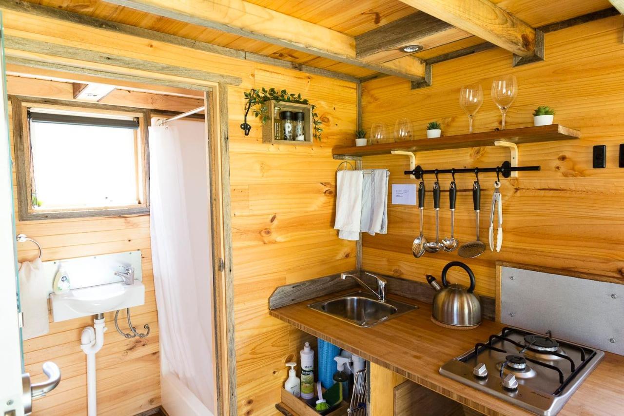 Ardingly Tiny House Villa Newham Bagian luar foto